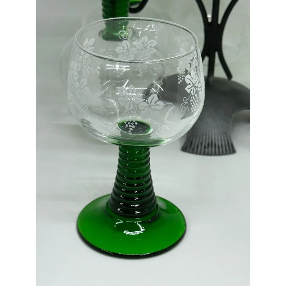 VTG‎ 80s Luminarc France Etched Wine Glass Set of 5 Green Ribbed Stem Grapevine